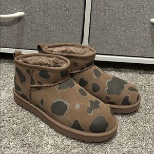 Ugg Brown and Black Camouflage Ankle Boots